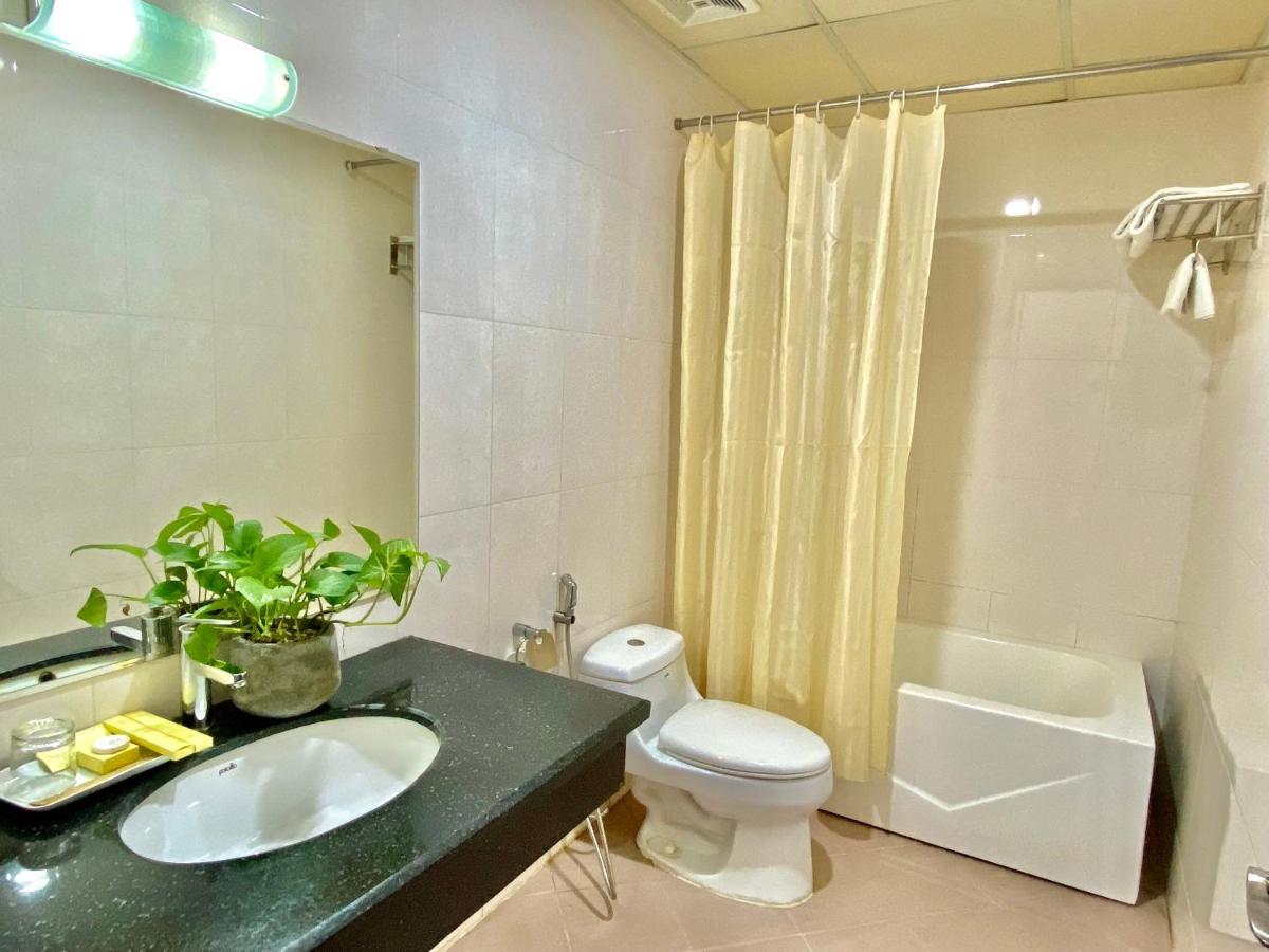 הו צ'י מין סיטי Reddoorz Ruby Star Hotel Truong Dinh מראה חיצוני תמונה