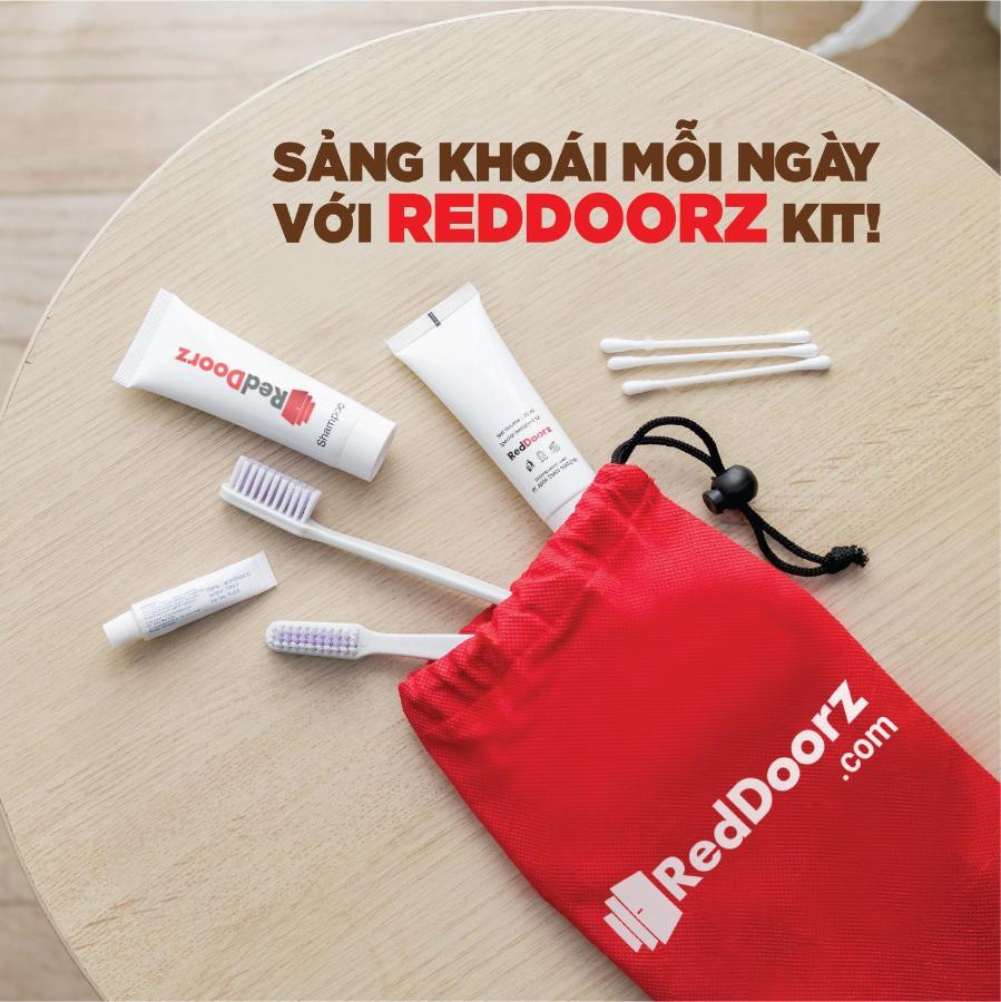 הו צ'י מין סיטי Reddoorz Ruby Star Hotel Truong Dinh מראה חיצוני תמונה